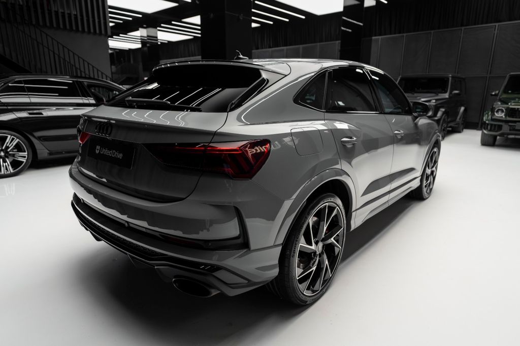 Audi RSQ3 2023
