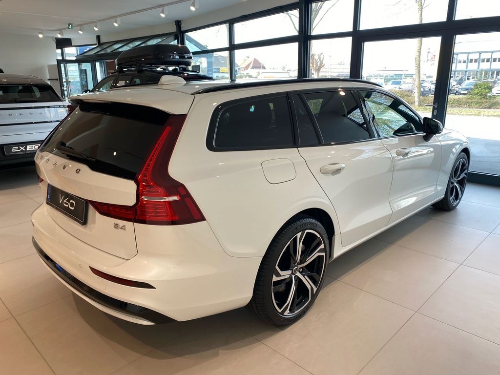 Volvo V60 2024