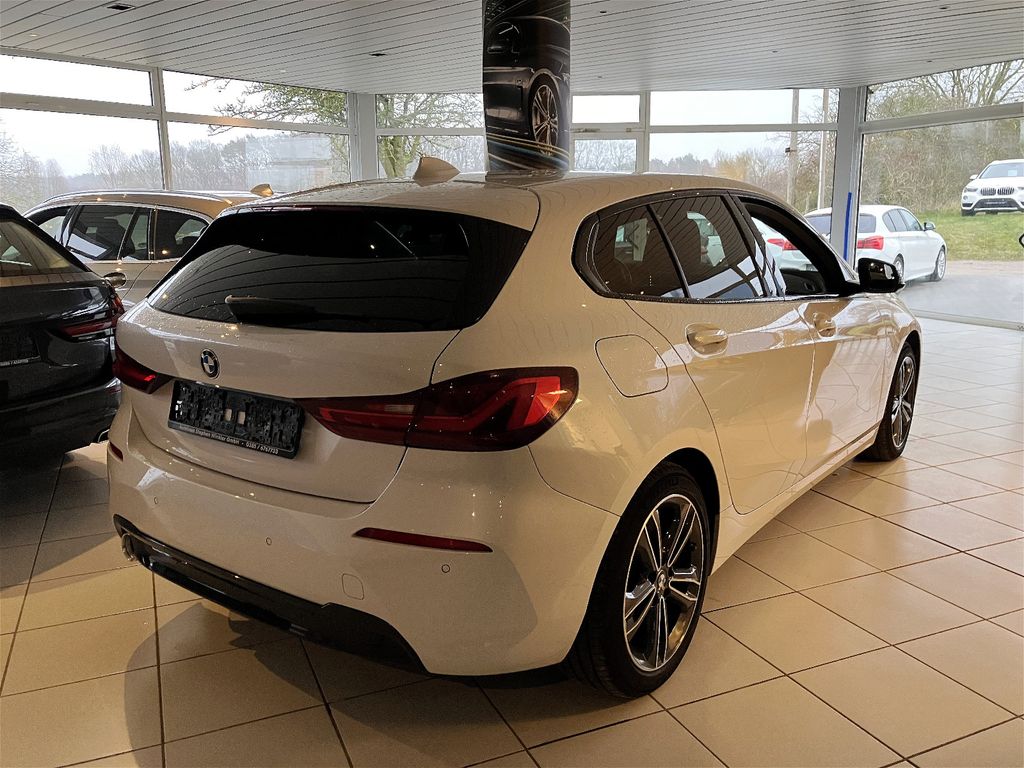 BMW 116 2022