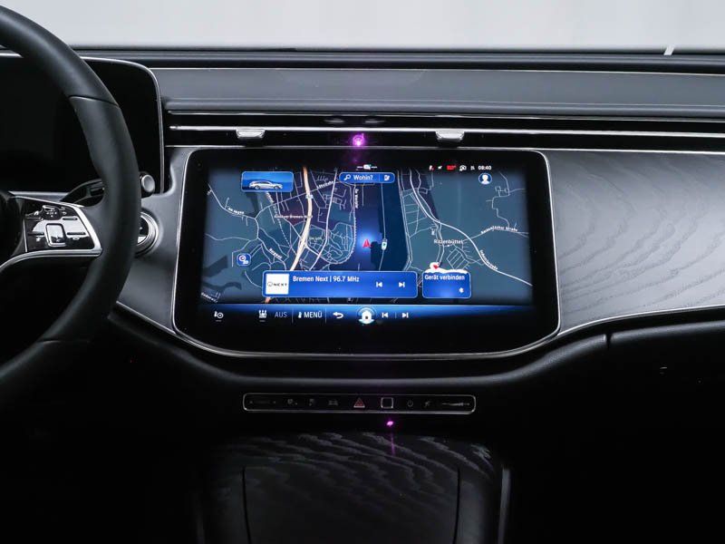 Mercedes-Benz E 300 2025