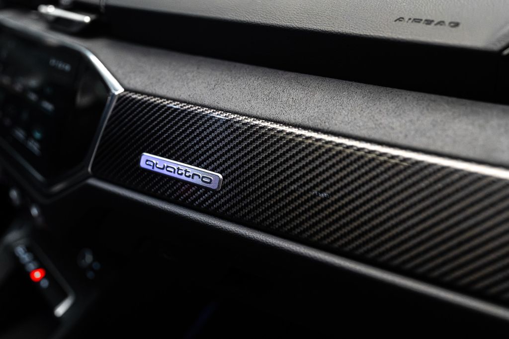 Audi RSQ3 2023