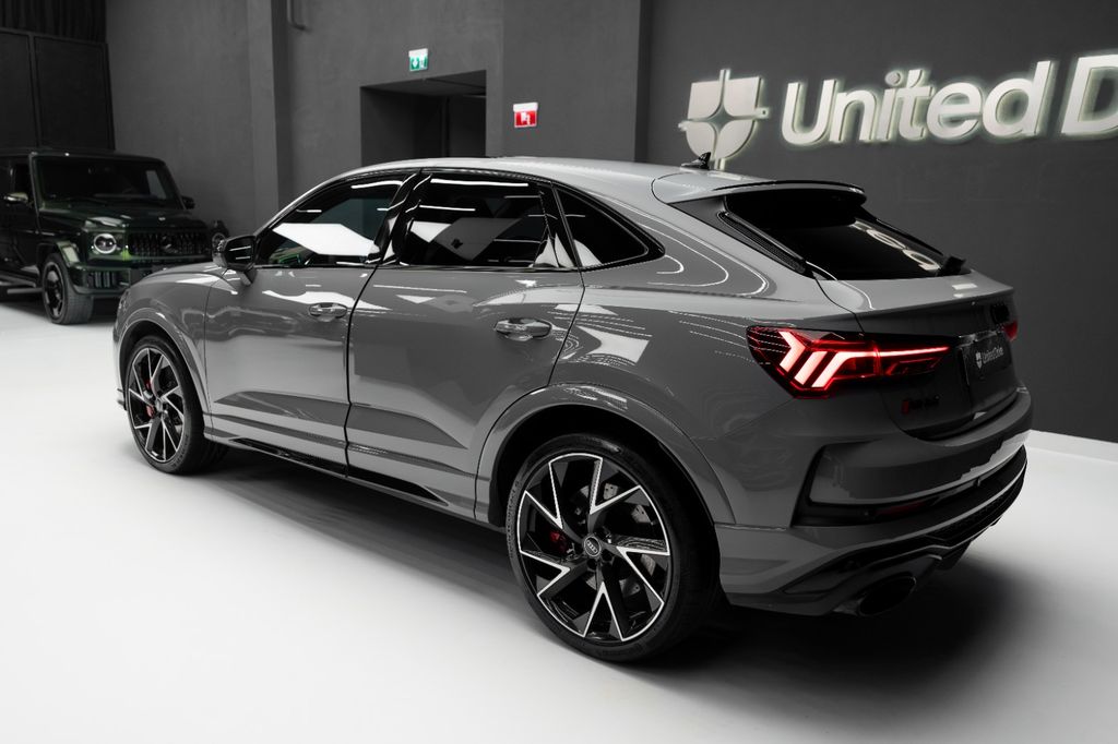 Audi RSQ3 2023