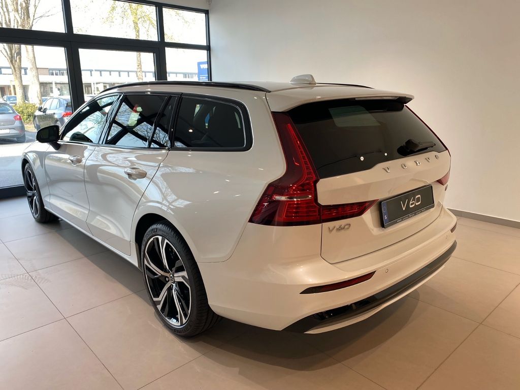 Volvo V60 2024