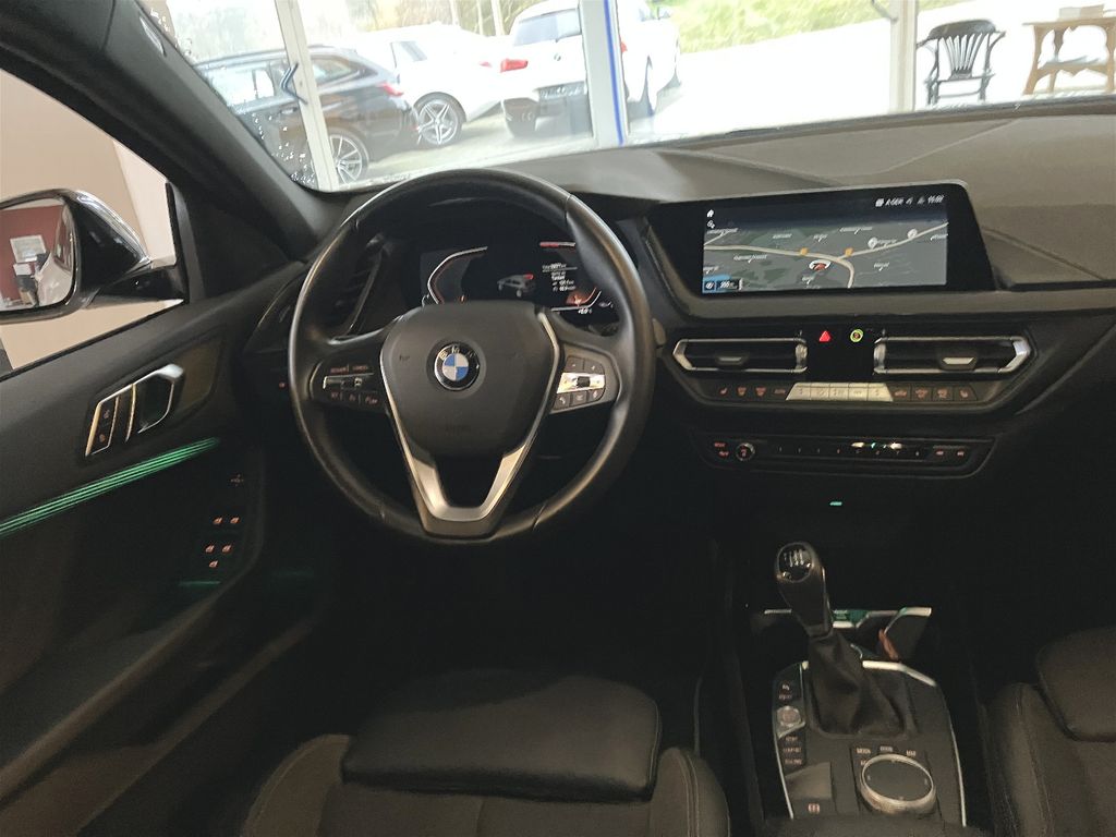 BMW 116 2022