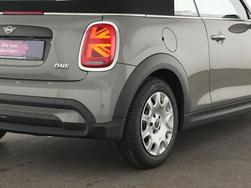 MINI One Cabrio 2022