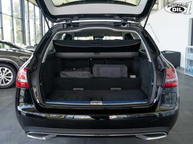 Mercedes-Benz C 300 2020