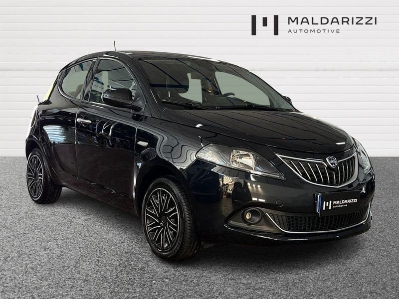 Lancia Ypsilon 2022