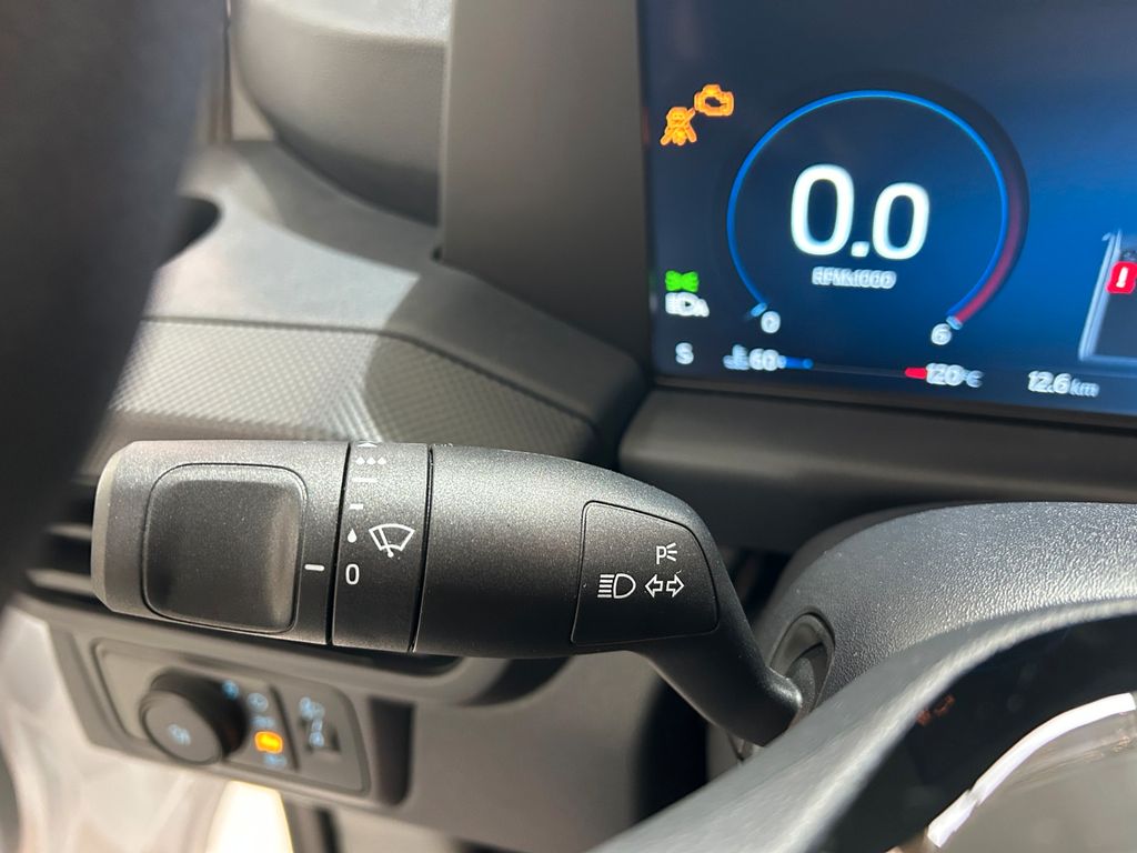 Ford Transit Custom 2025