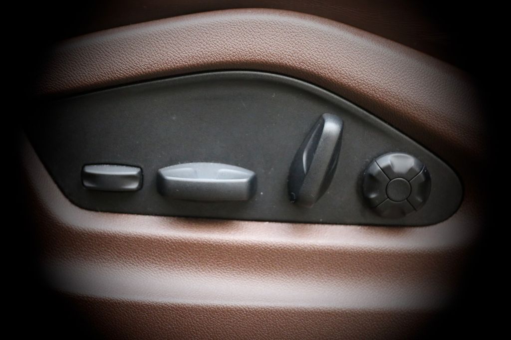 Porsche Cayenne 2023