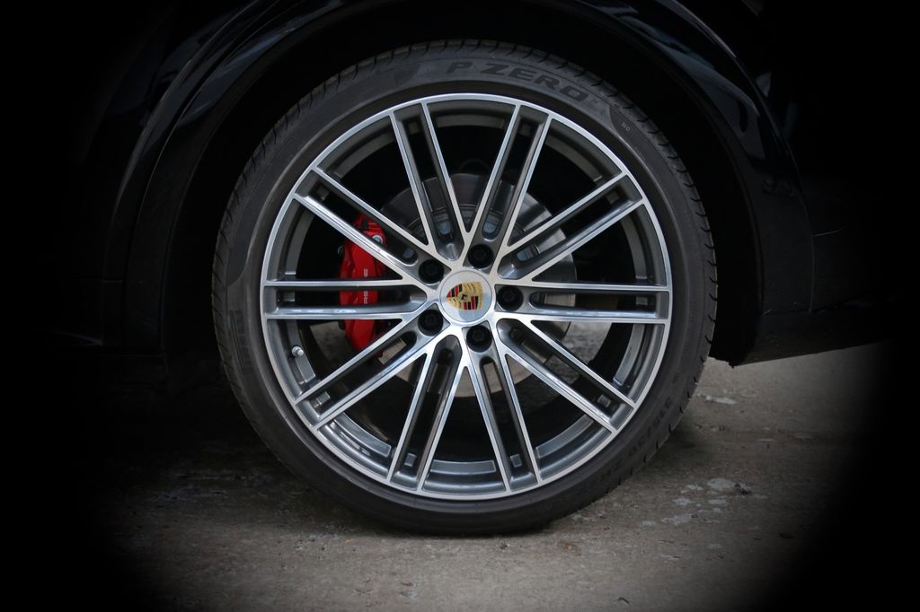 Porsche Cayenne 2023