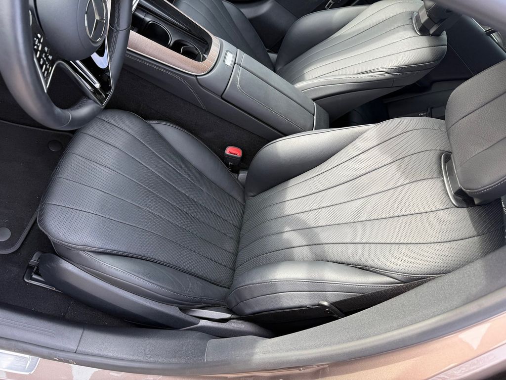 Mercedes-Benz E 300 2024