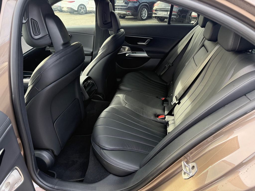 Mercedes-Benz E 300 2024