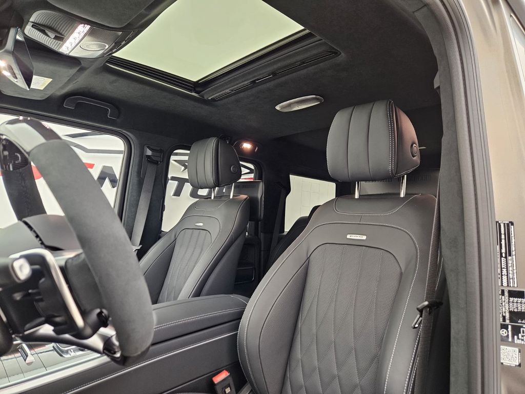 Mercedes-Benz G 63 AMG 2025