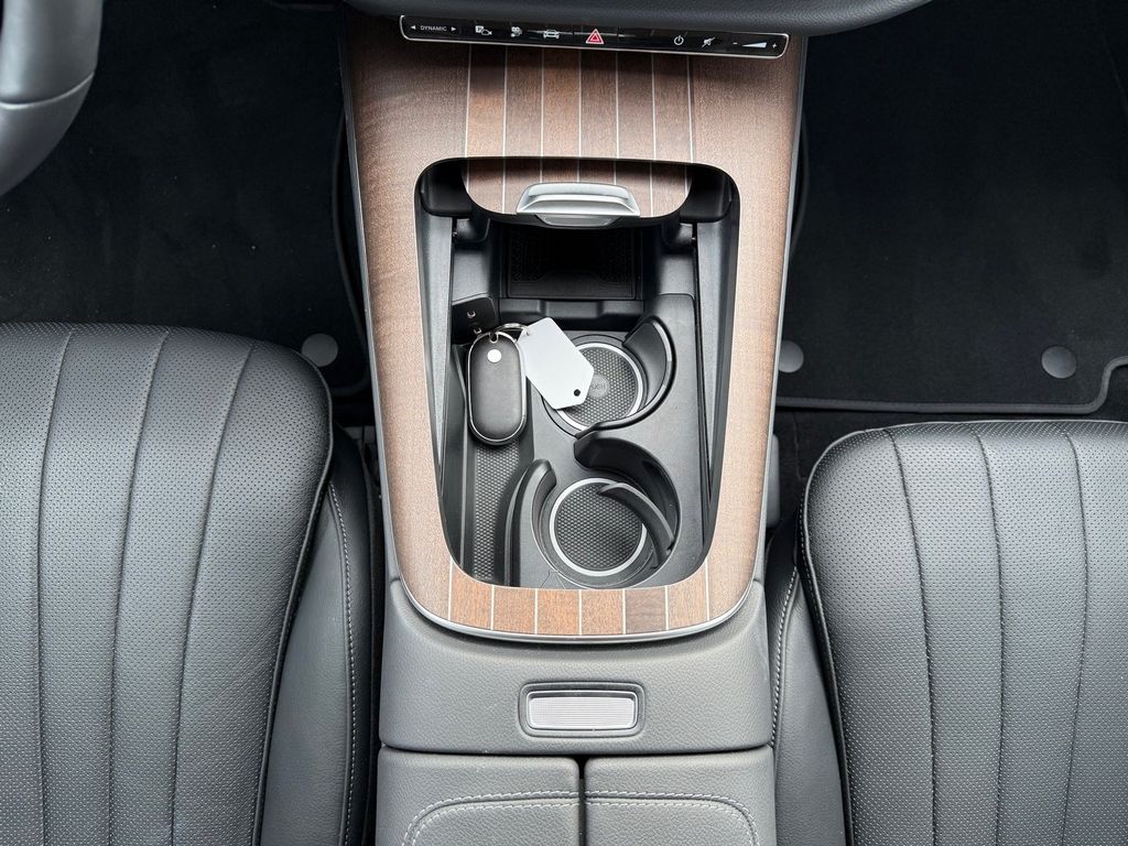 Mercedes-Benz E 300 2024