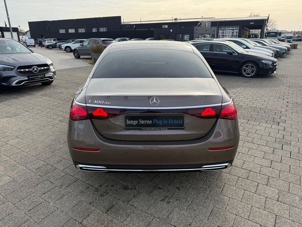 Mercedes-Benz E 300 2024