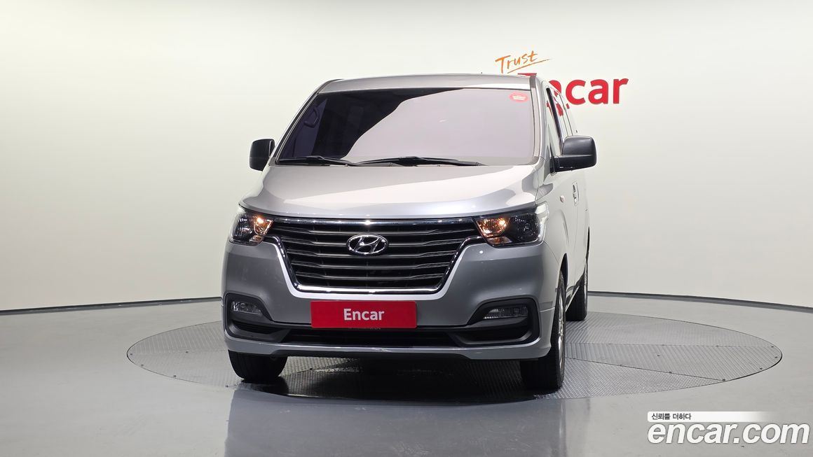 Hyundai Starex 2019