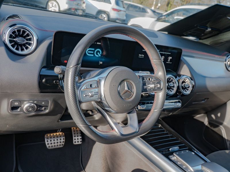 Mercedes-Benz EQA 2021