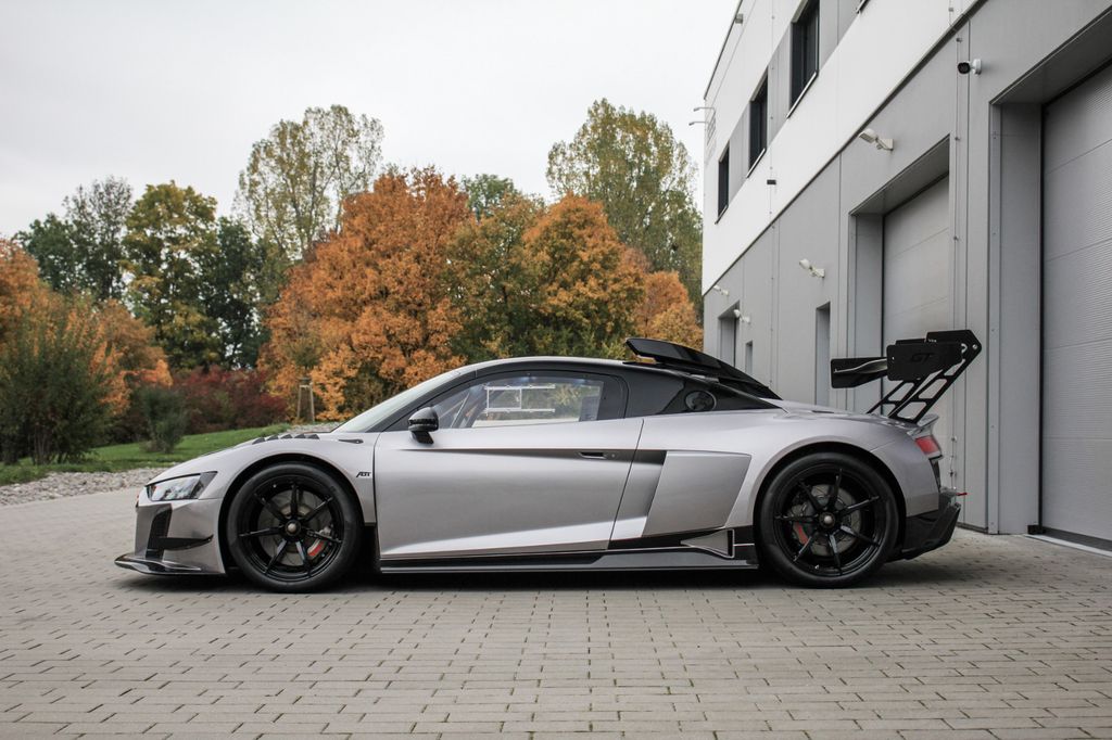 Audi R8 2025