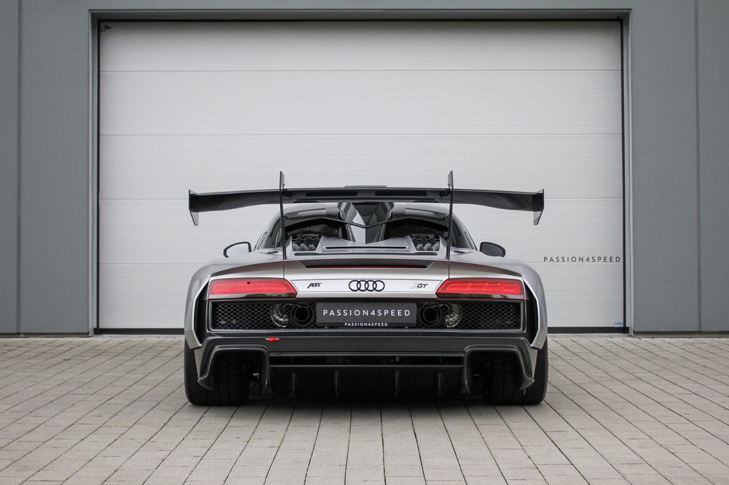 Audi R8 2025