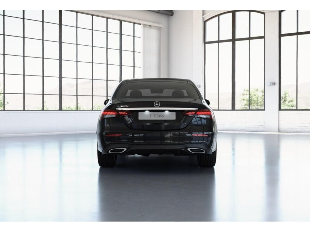 Mercedes-Benz E 300 2022