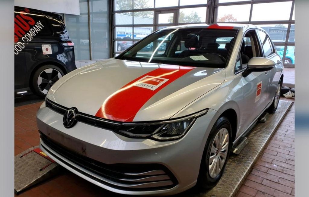 Volkswagen Golf 2021
