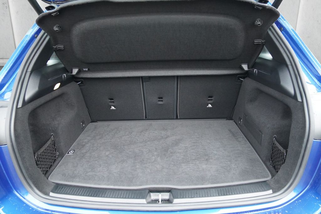 Mercedes-Benz B 200 2024