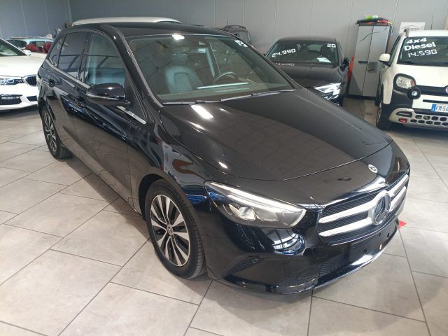 Mercedes-Benz B 180 2021