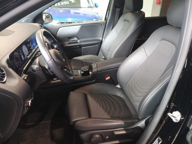 Mercedes-Benz B 180 2021