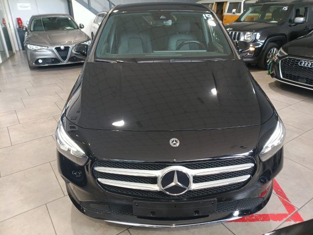 Mercedes-Benz B 180 2021