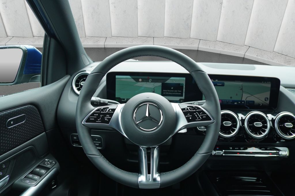 Mercedes-Benz B 200 2024