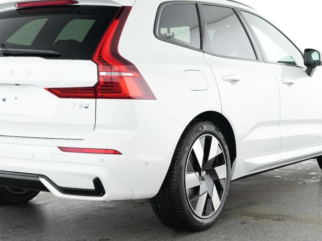 Volvo XC60 2025