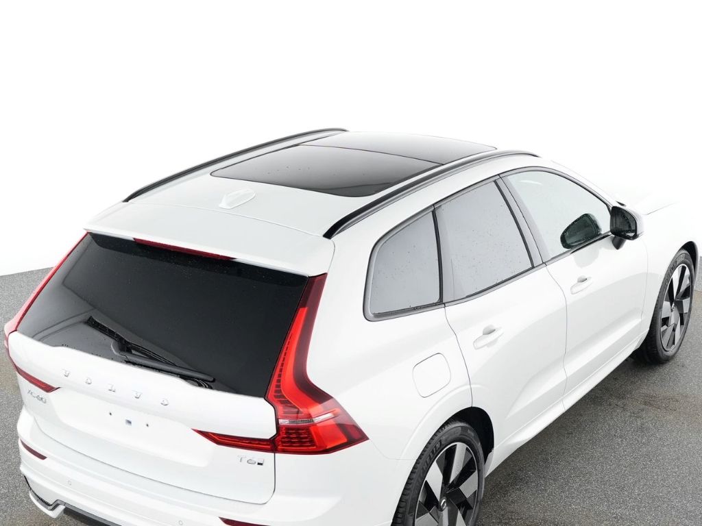 Volvo XC60 2025