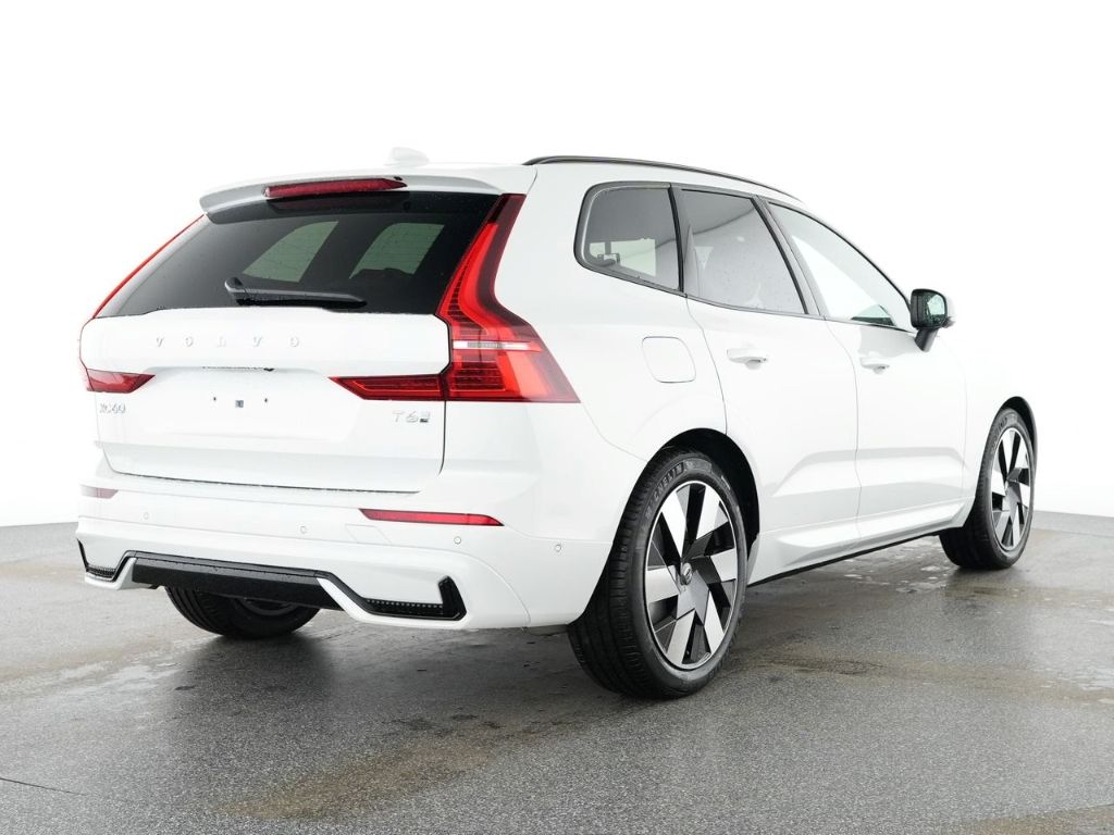 Volvo XC60 2025