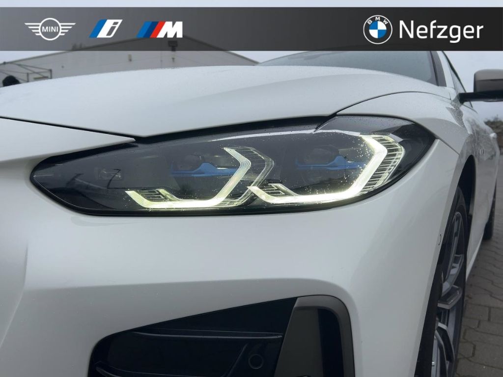 BMW M440 2023