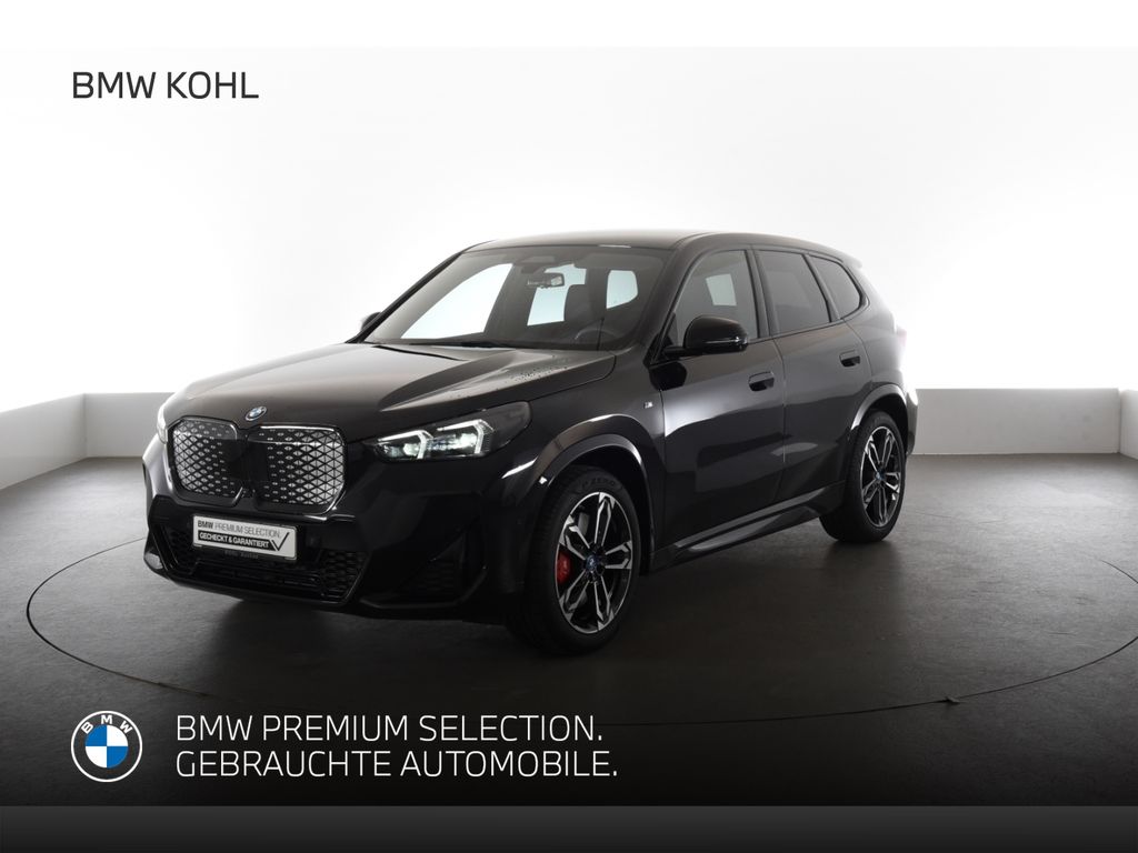BMW iX1 2025