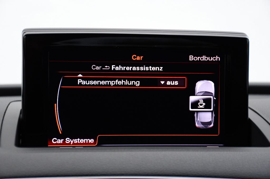 Audi RSQ3 2015