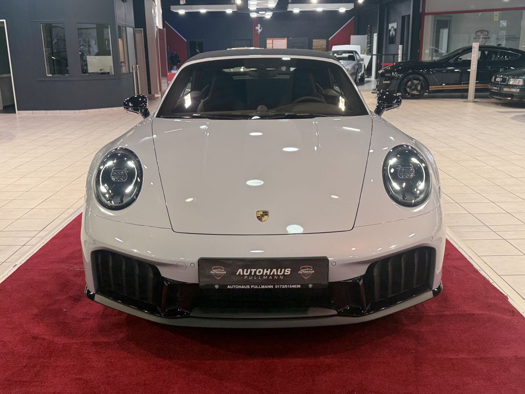 Porsche 992 2025