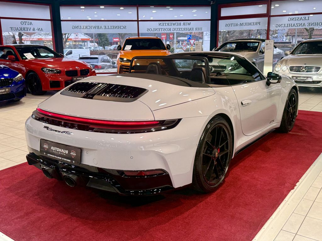 Porsche 992 2025