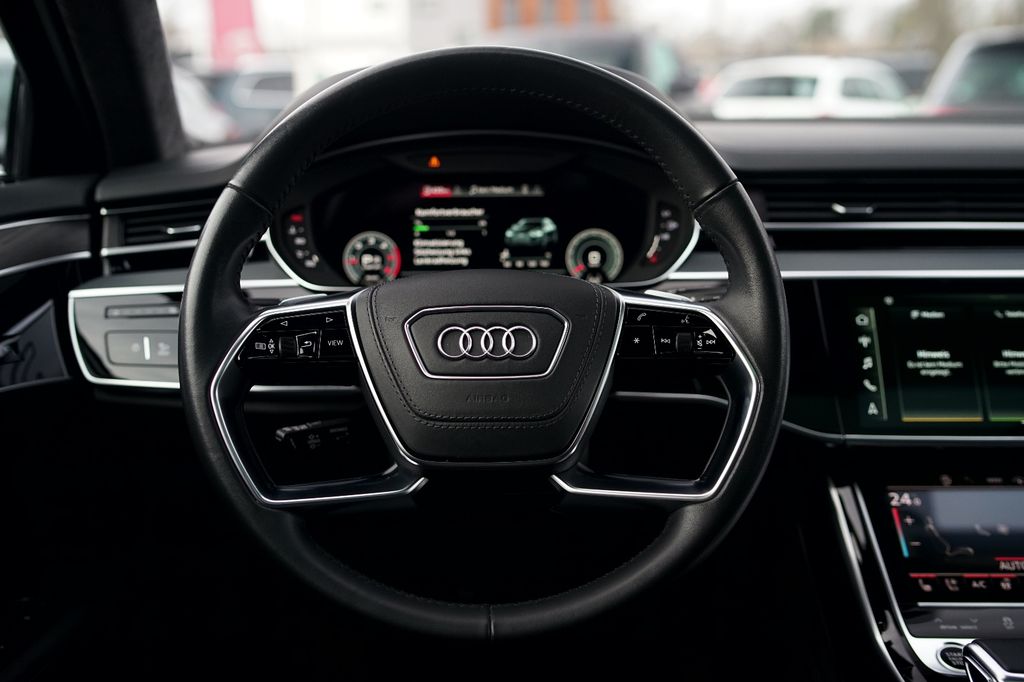 Audi A8 2021