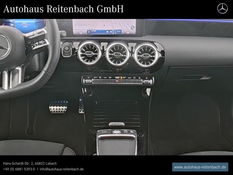 Mercedes-Benz A 250 2025