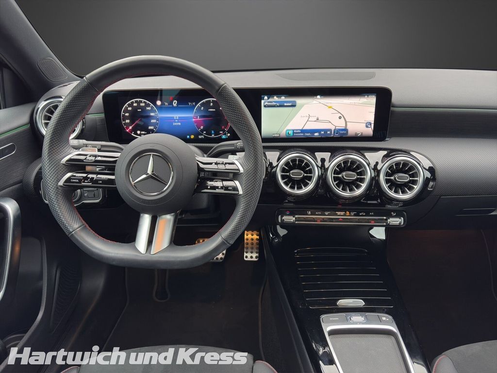 Mercedes-Benz A 220 2024