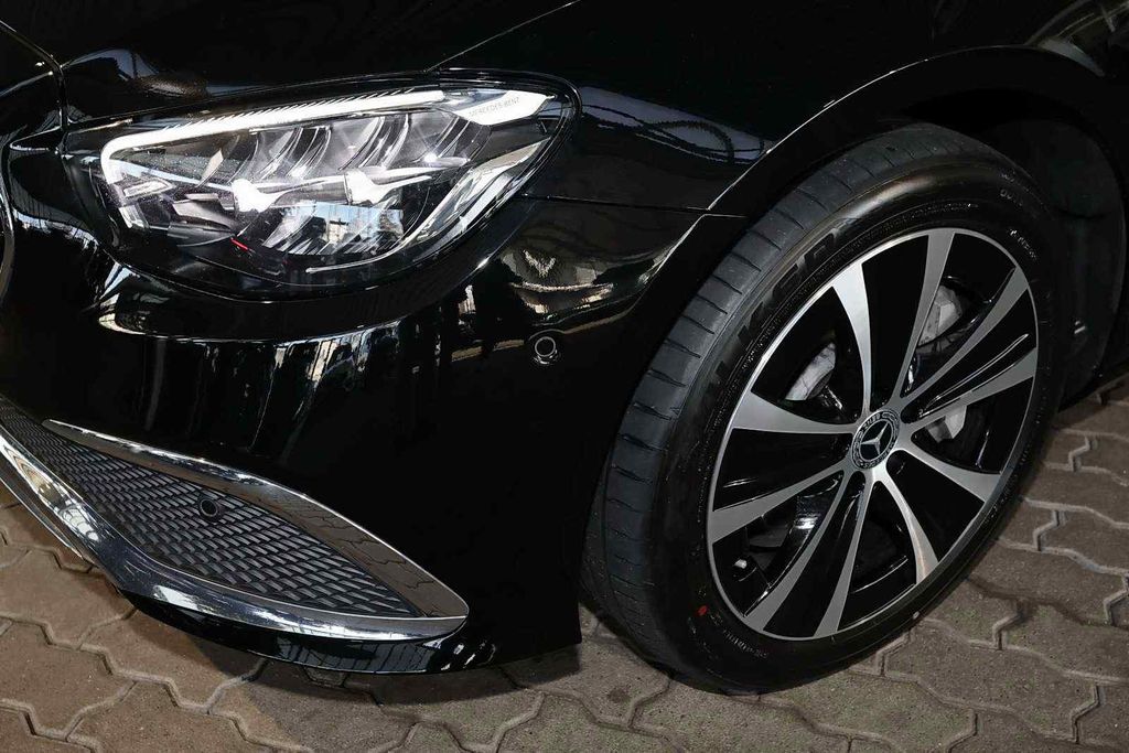 Mercedes-Benz E 300 2022