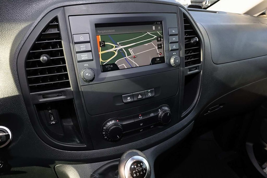 Mercedes-Benz Vito 2023