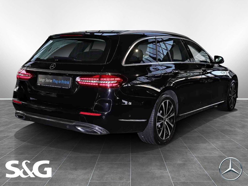 Mercedes-Benz E 300 2022