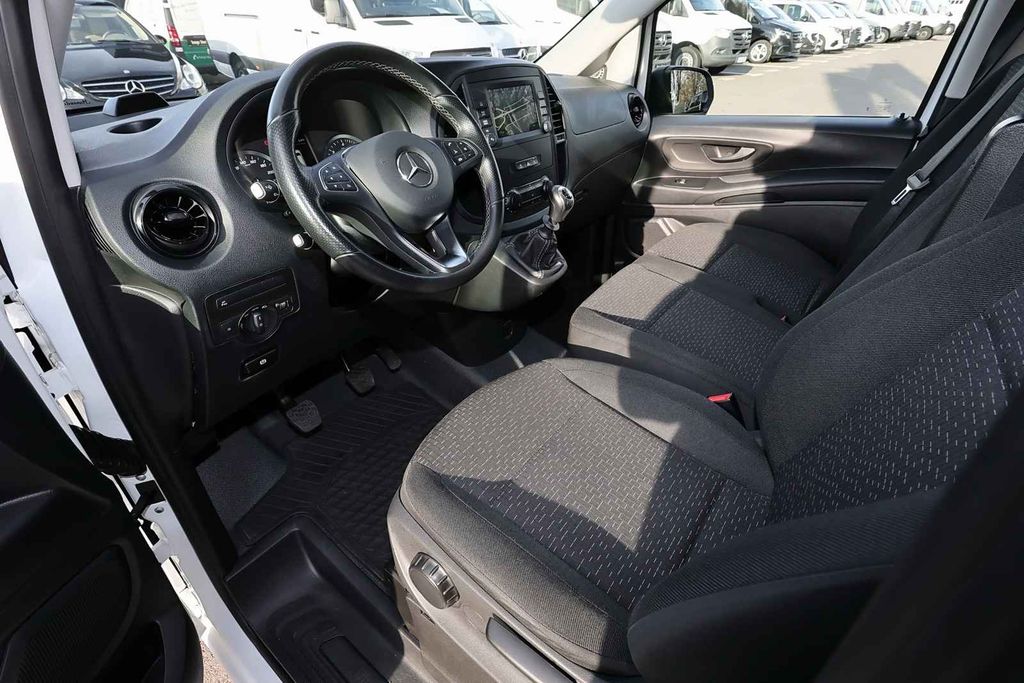 Mercedes-Benz Vito 2023