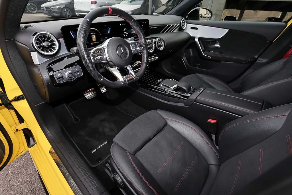 Mercedes-Benz A 35 AMG 2022