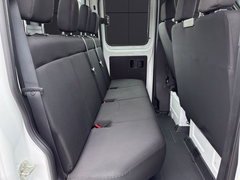 Mercedes-Benz Sprinter 2021