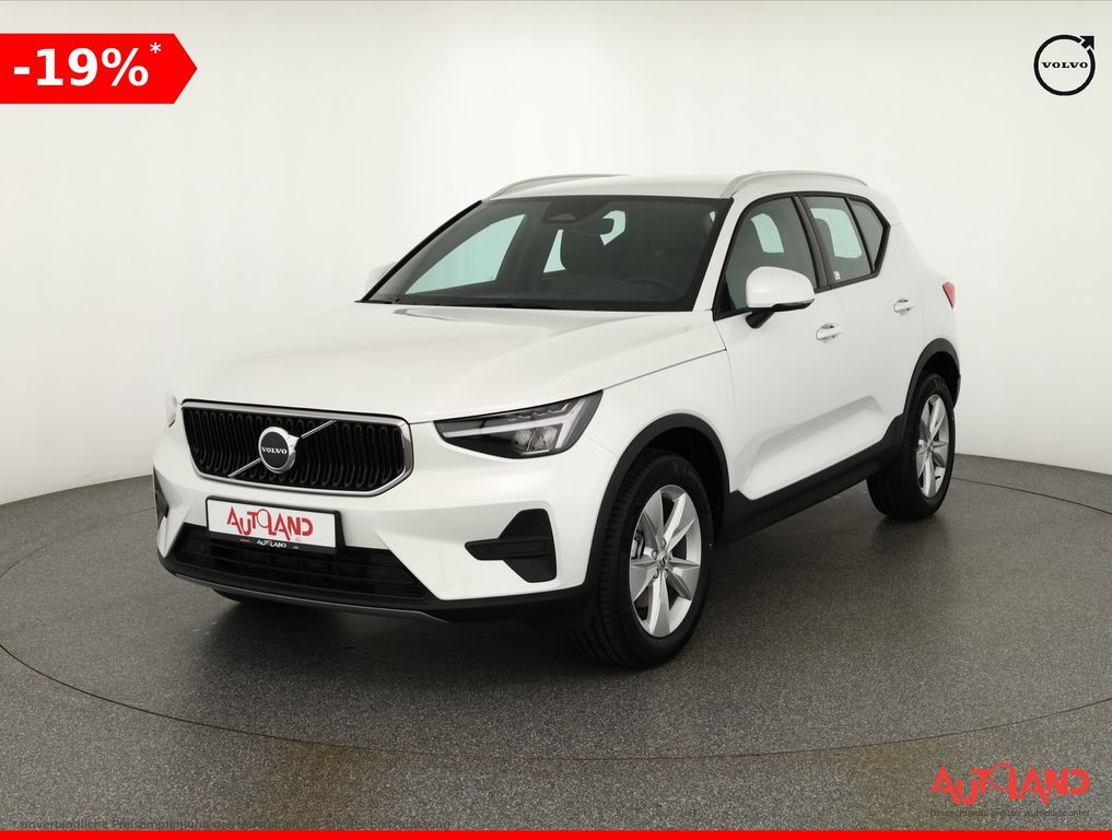 Volvo XC40 2025