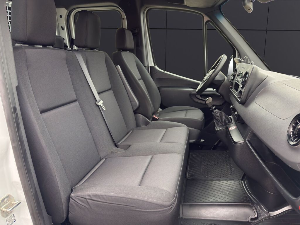 Mercedes-Benz Sprinter 2021