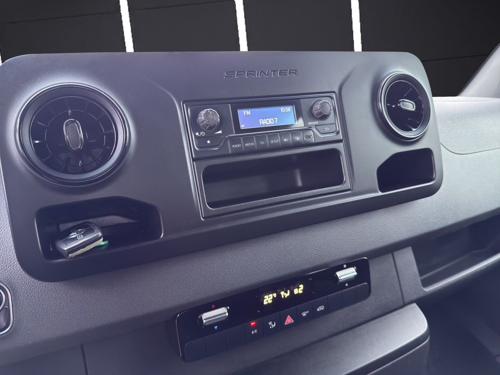 Mercedes-Benz Sprinter 2021